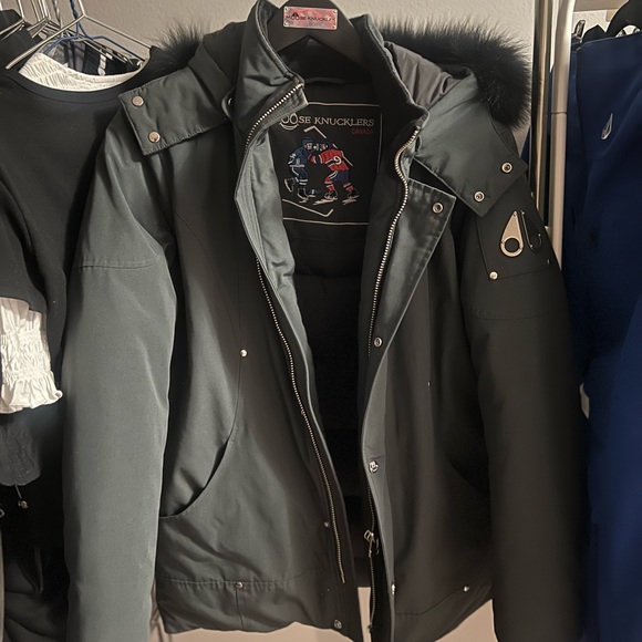 🌀$600🌀 Moose knuckles padded jacket for women - Picture 4 of 8